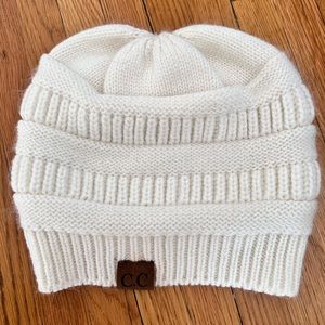 Slouchy CC beanie